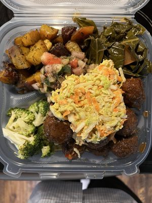 Rosewood Market by null