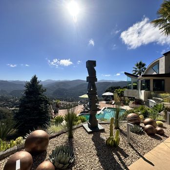 Carmel Valley Window Cleaning Gerardo - Window Washing Near Me Carmel Valley Window Cleaning Gerardo - Window Washing Near Me