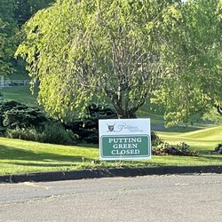 The Tradition Golf Club At Wallingford - Putting green closed?