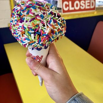 John's Drive-In - Single scoop with sprinkles - Ice Cream & Frozen Yogurt Near Me - Montauk, New York John's Drive-In - Single scoop with sprinkles - Ice Cream & Frozen Yogurt Near Me - Montauk, New York