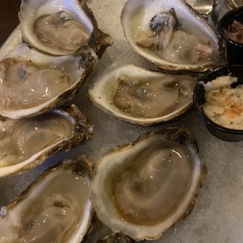 Publick House - $2 oysters! (Mondays and happy hour) - New American Near Me - Mountainside, New Jersey