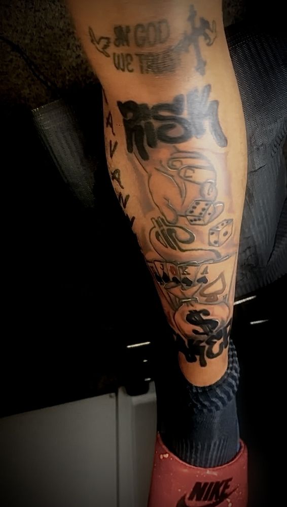 Taezo Tattoos Logo