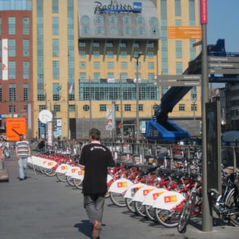 Fietspunt Antwerpen-Centraal - Parking Near Me - Antwerp, VAN
