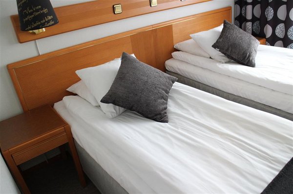 Best Western Arena Hotell by null