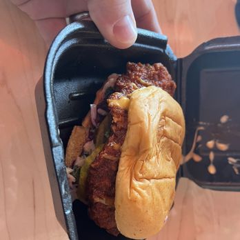 Dave's Hot Chicken - Slider - Halal Near Me - Phoenix, Arizona
