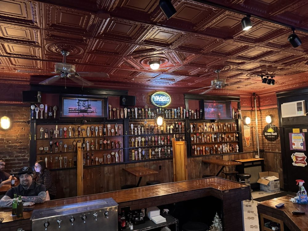 Social spots from Elmer Sudds