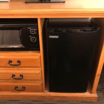 Quality Inn & Suites - Refrigerators == hotel room happiness. - Hotels Near Me - Silverdale, Washington Quality Inn & Suites - Refrigerators == hotel room happiness. - Hotels Near Me - Silverdale, Washington