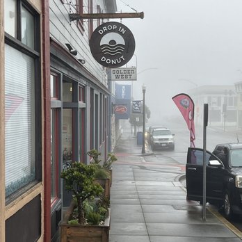 Drop In Donuts - Walking up - Donuts Near Me - Fort Bragg, California
