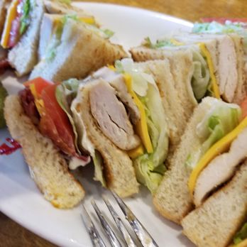 Maple Leaf Diner - club - American Near Me - Dallas, Texas Maple Leaf Diner - club - American Near Me - Dallas, Texas