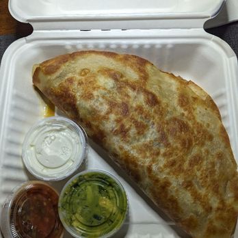 Sunswick 3535 Bar - Chicken quesadilla - Bars Near Me - Astoria, New York