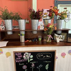 Ice Cream at the Toano Flower Field - Flower bar