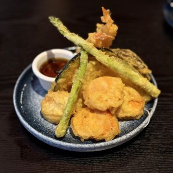 Toromi Sushi - Tempura Combo - Sushi Bars Near Me - West Covina, California Toromi Sushi - Tempura Combo - Sushi Bars Near Me - West Covina, California