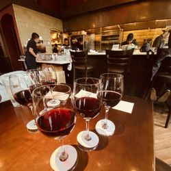 Va de Vi Bistro & Wine Bar - Flights!