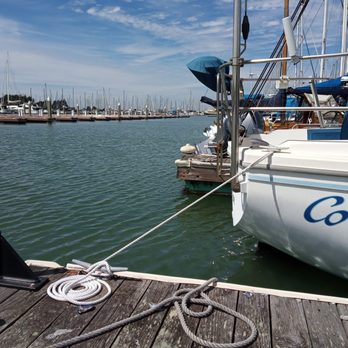Emery Cove Marina - Marinas Near Me - Emeryville, California