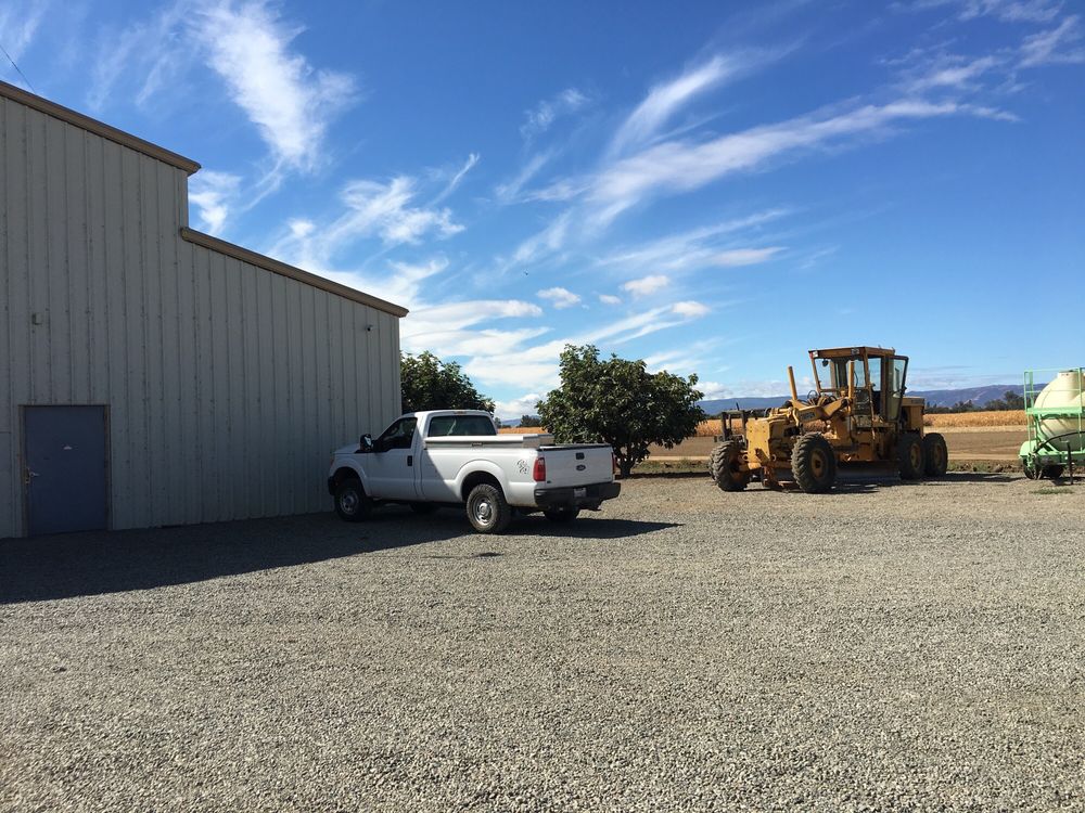 RUSSELL RANCH Updated September 2024 37880 Russell Blvd, Davis, California Horse Boarding