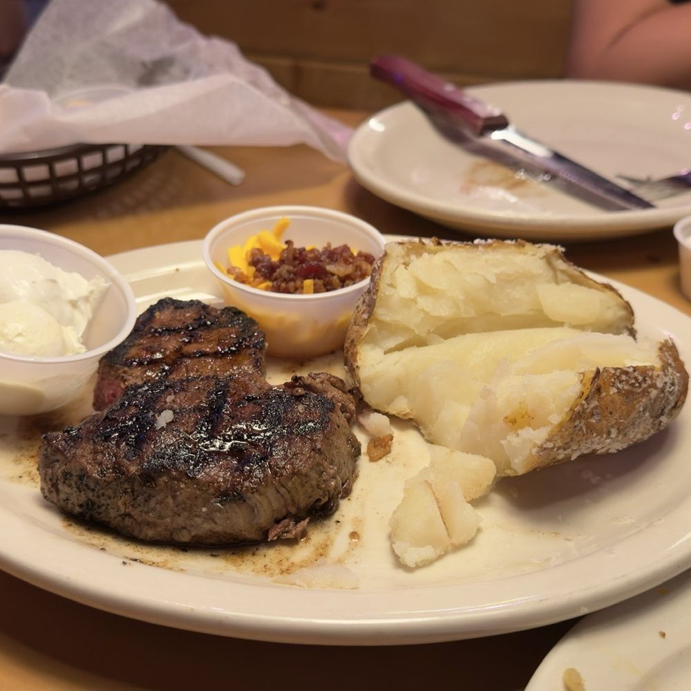 Texas Roadhouse - Hand-Cut Sirloin* - Steakhouses Near Me - Orem, Utah Texas Roadhouse - Hand-Cut Sirloin* - Steakhouses Near Me - Orem, Utah