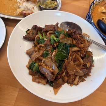 Chiang Rai - Pad See Ew - Thai Near Me - Long Beach, California Chiang Rai - Pad See Ew - Thai Near Me - Long Beach, California
