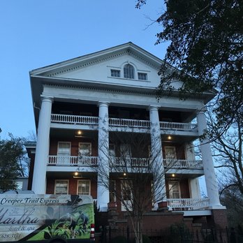 The Martha Washington Inn and Spa - Hotels Near Me - Abingdon, Virginia