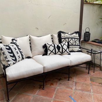 Al Fresco Patio Collection - Sunset West Provence sofa w/ custom cushions for Santa Monica condo - Outdoor Furniture Stores Near Me - Studio City, California Al Fresco Patio Collection - Sunset West Provence sofa w/ custom cushions for Santa Monica condo - Outdoor Furniture Stores Near Me - Studio City, California