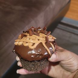 Brownie cupcake