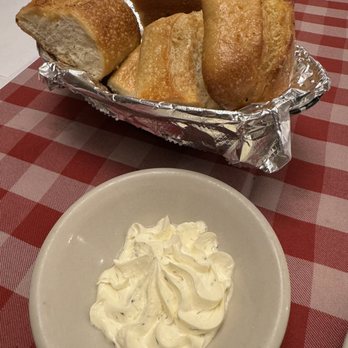Frankie Johnnie & Luigi Too - House Bread Loaf - Italian Near Me - Dublin, California Frankie Johnnie & Luigi Too - House Bread Loaf - Italian Near Me - Dublin, California