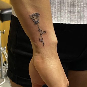 Solid Tattoo - Tattoo Near Me - Taylor, Texas