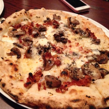 Campania - Tartufo Fior-di-Latte mozzarella, fontina, pancetta, mushrooms, garlic, finished with fresh rosemary and truffle oil - Pizza Near Me - Alpharetta, Georgia