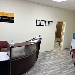 Queenyee Family Medicine Clinic