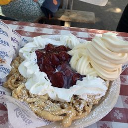 Strawberry funnel cake Strawberry funnel cake