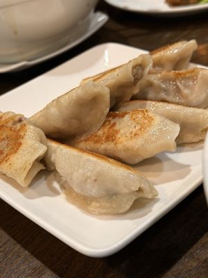 Dumpling Cafe by null