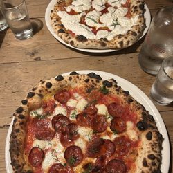 Parking Pizza - Pepperoni pizza