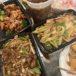 Hot and Sour Soup 酸辣汤