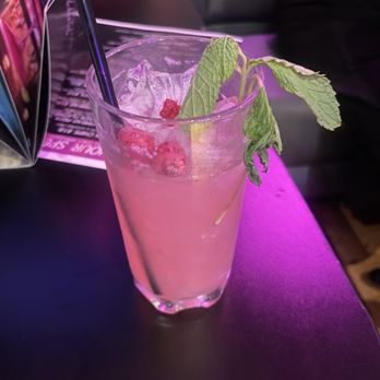 Pretty Soul Kitchen - Raspberry Bliss Mojito - Personal Chefs Near Me - Las Vegas, Nevada
