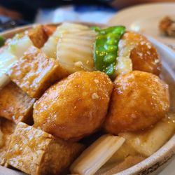 Ho Ho Gourmet - Shrimp ball hot pot/casserole