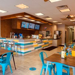 Mia's Deli