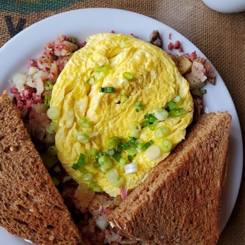 Crossroads Cafe - Corn beef - Cafes Near Me - Joshua Tree, California Crossroads Cafe - Corn beef - Cafes Near Me - Joshua Tree, California