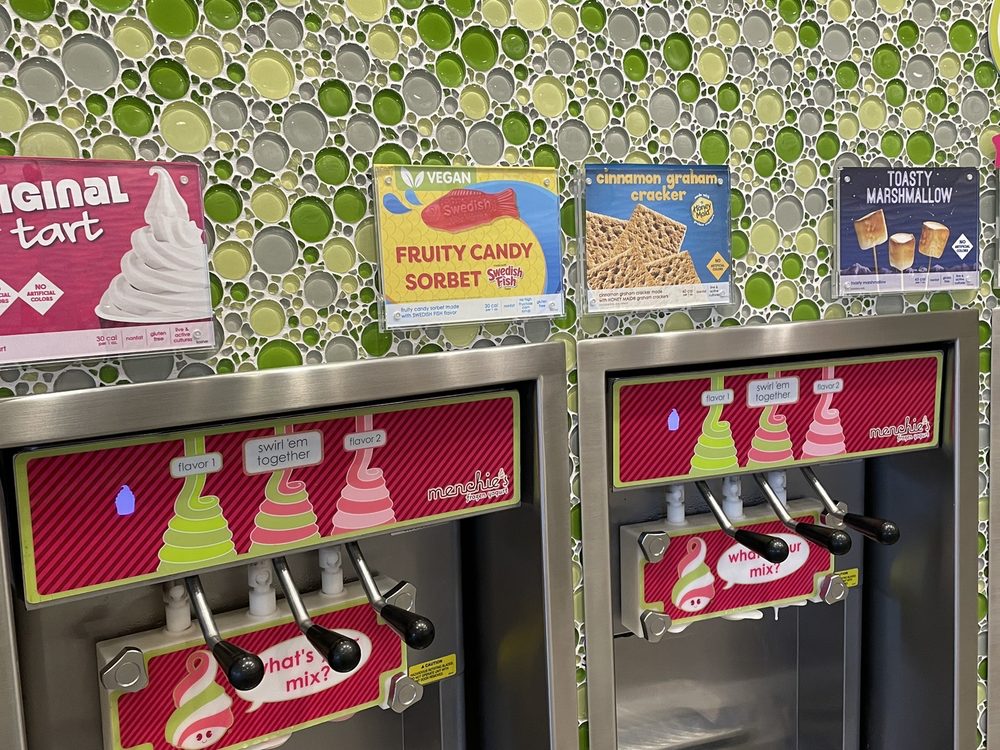 MENCHIE’S FROZEN YOGURT Updated September 2024 69 Photos & 88