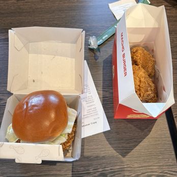 Macho Burger - 02. Macho Spicy Chicken Sandwich is so good, chicken is crispy and source is great!  6 Piece Spicy Chicken Wings is very juicy and tender. - Burgers Near Me - Sunnyvale, California
