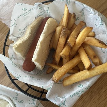 Other Half Brewing - Canandaigua - Hot dog - Breweries Near Me - Canandaigua, New York Other Half Brewing - Canandaigua - Hot dog - Breweries Near Me - Canandaigua, New York
