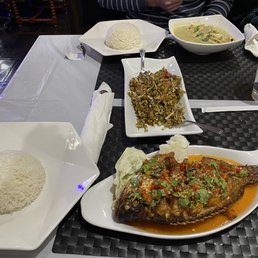 Fried tilapia, Green Curry and Burmese tea leaf salad Fried tilapia, Green Curry and Burmese tea leaf salad
