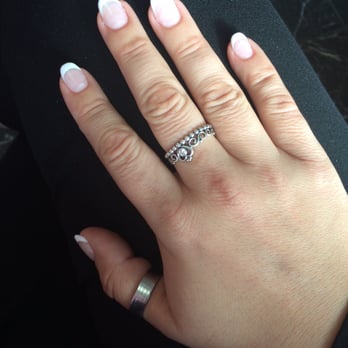 VIP Nails & Spa - Nail Salons Near Me - Burbank, Illinois