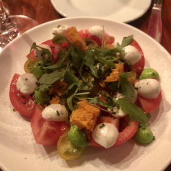 Sensi Bistro - Caprese salad - Tapas/Small Plates Near Me - Barcelona, B Sensi Bistro - Caprese salad - Tapas/Small Plates Near Me - Barcelona, B