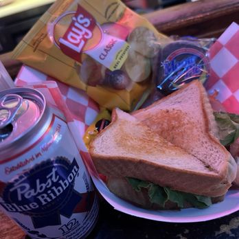 Robert's Western World - $6 meal - Music Venues Near Me - Nashville, Tennessee