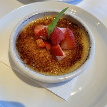 Whitestone Restaurant & Bar - Creme Brûlée - New American Near Me - Dana Point, California Whitestone Restaurant & Bar - Creme Brûlée - New American Near Me - Dana Point, California