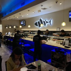 Sushiholic Arcadia - 6 busy sushi man's