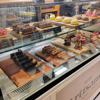 MARCHÉ ARTISANS - Desserts - Public Markets Near Me - Montreal, Quebec