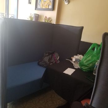 Sweet Potatoes Restaurant - Pictures of inside Sweet Potato Grande where we ate "lunch" for $136.00 using plastic utensils - Southern Near Me - New Rochelle, New York
