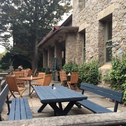 Earthly Pleasures Cafe