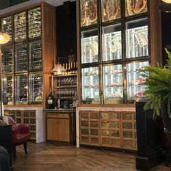 Kerridges Bar and Grill - Aged meat selection