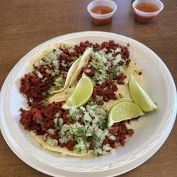 Rolbertos Mexican Food - Chorizo street tacos
